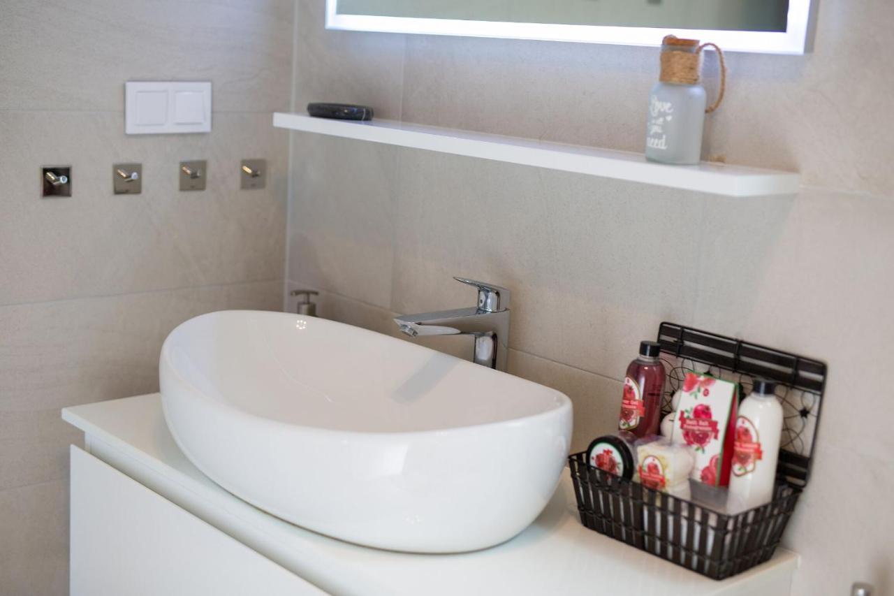 Apartment Crystal Aura Malinska Dış mekan fotoğraf